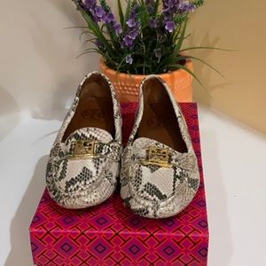 Snake skin Tory Burch flats